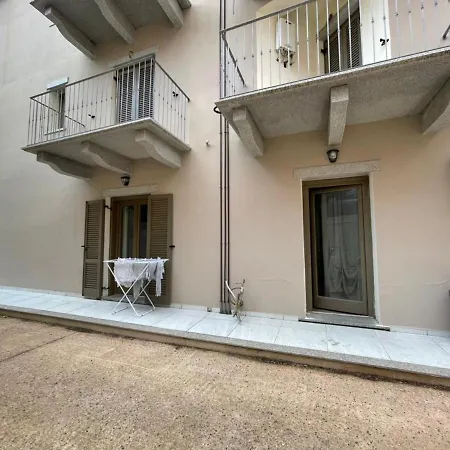 Apartment Casa Manzoni La Maddalena (Sassari)